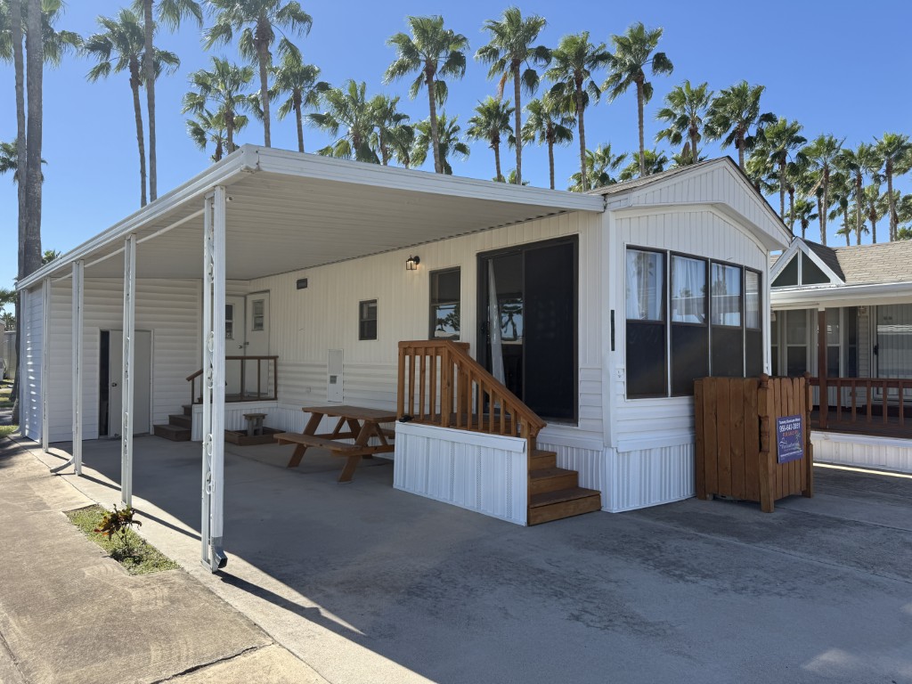 3500 Oxford Victoria Palms 2