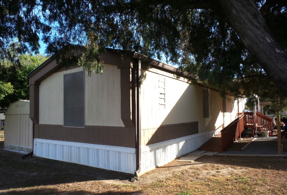 24 Rollin Home RV Park