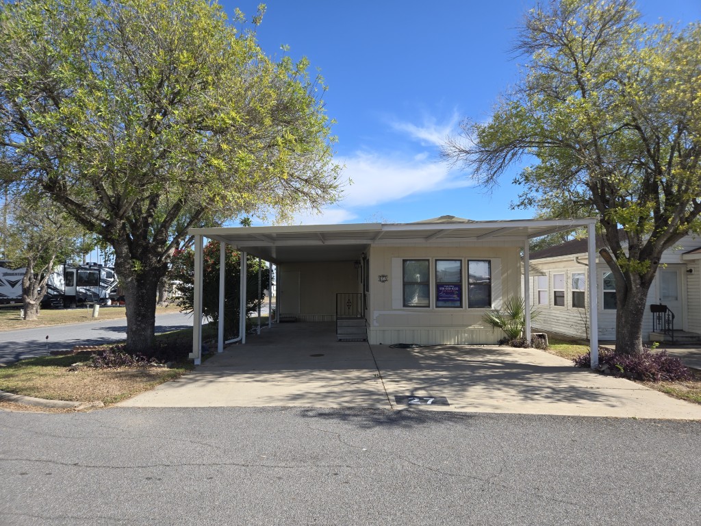 Pics for 27 Tropic Star (2)