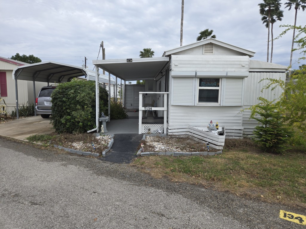 T-134 Fun N Sun Pics (12)