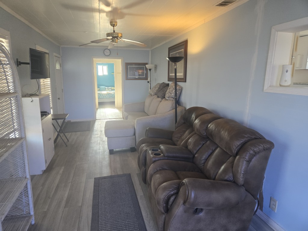 Q-170 Fun N Sun Pics (6)