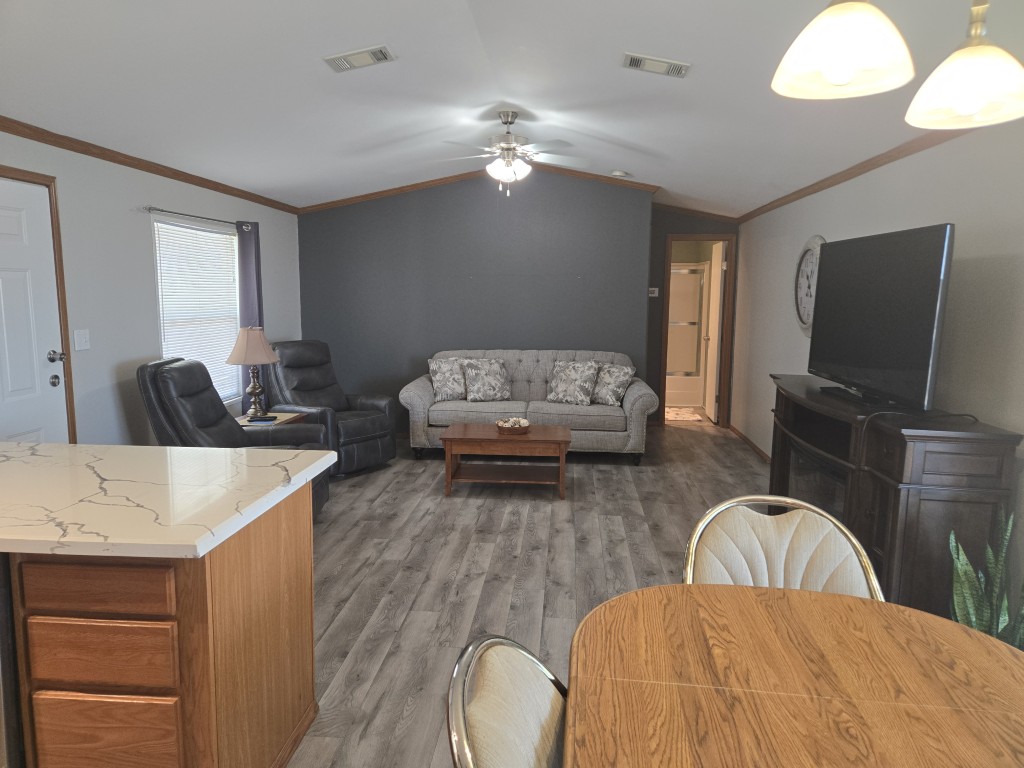 V-27 Fun N Sun Pics (11)