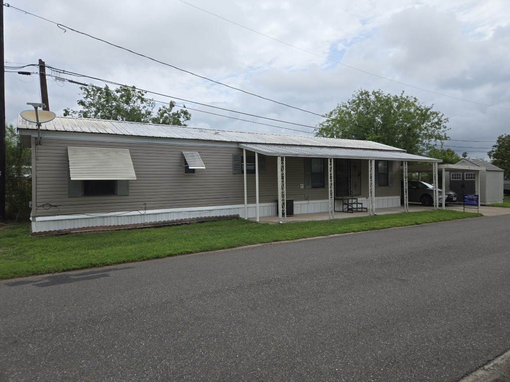 #24 Yellow Rose Park La Feria (1)