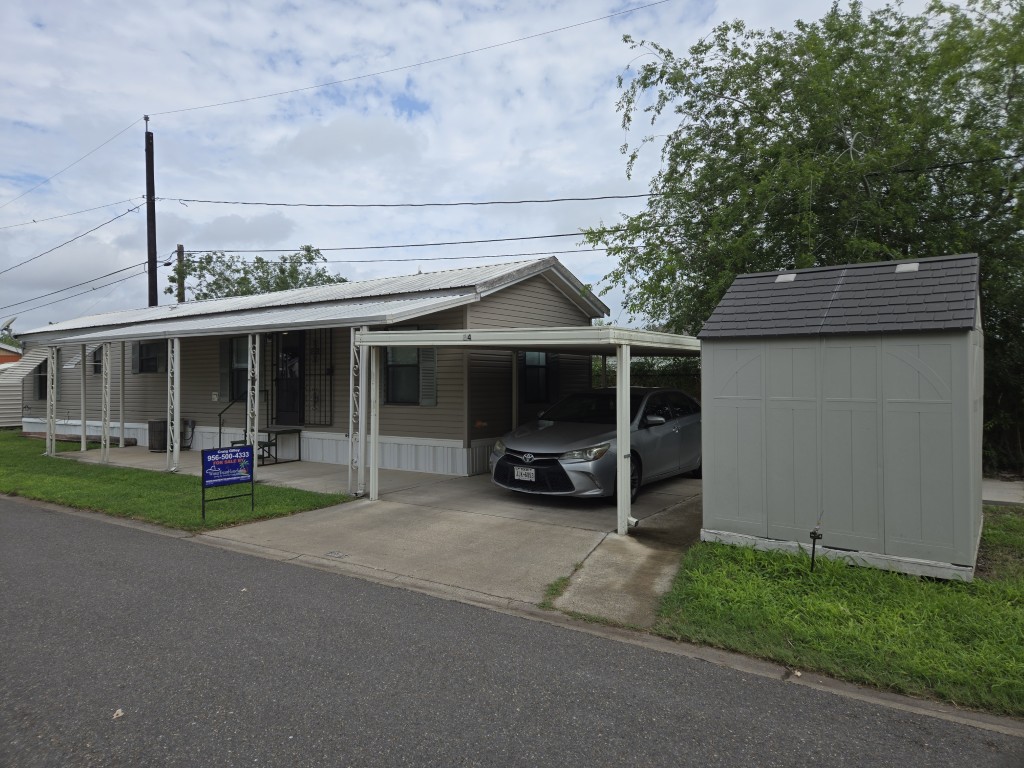 #24 Yellow Rose Park La Feria (2)