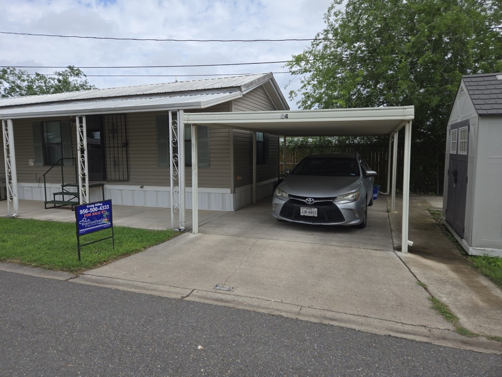 #24 Yellow Rose Park La Feria (3)