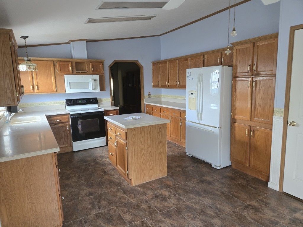 Pics for 2830 Siesta Village (8)