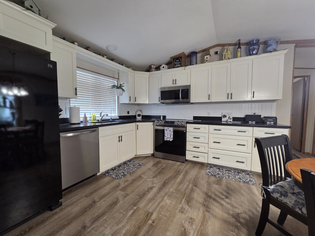 Kitchen (1)